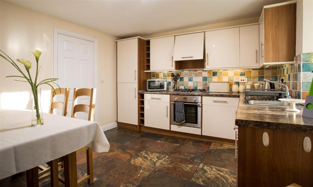 Villa Woodside West Bowness-on-Windermere Esterno foto